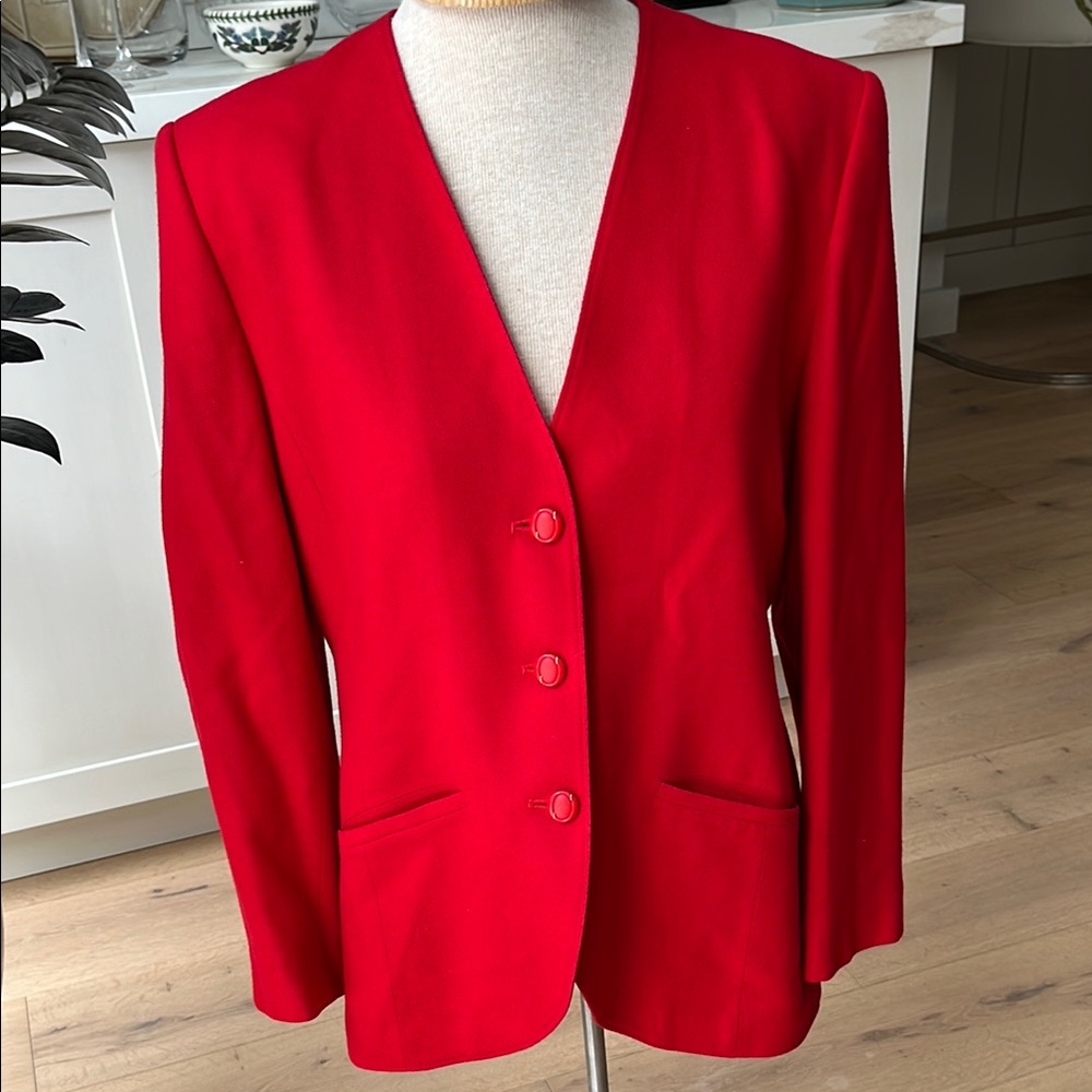 EUC Vintage Pendleton red wool 3 button front long sleeve wool jacket